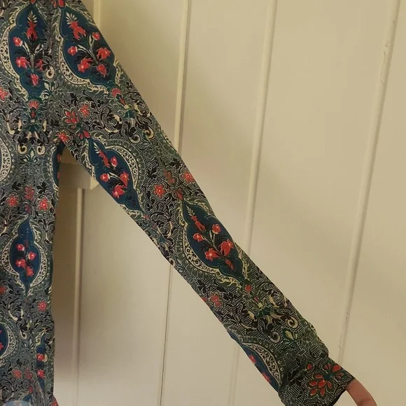 TOPMAN LONG SLEEVE BUTTON DOWN SHIRT - Picture 2 of 8